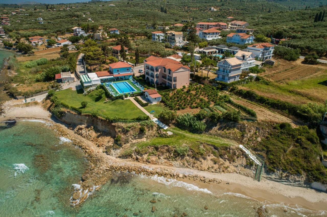 Achillion Apartments & Studios Amoudi Bagian luar foto