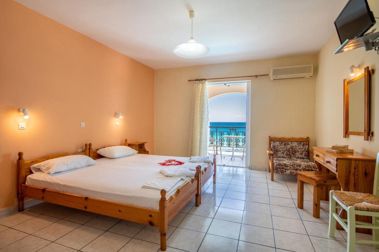 Achillion Apartments & Studios Amoudi Bagian luar foto